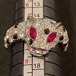 💍 Glitzy Leopard Ring with Ruby Eyes - Size 7